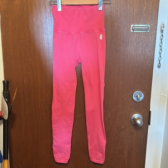 NWOT Free People Good Karma Leggings - Picture 3 of 8